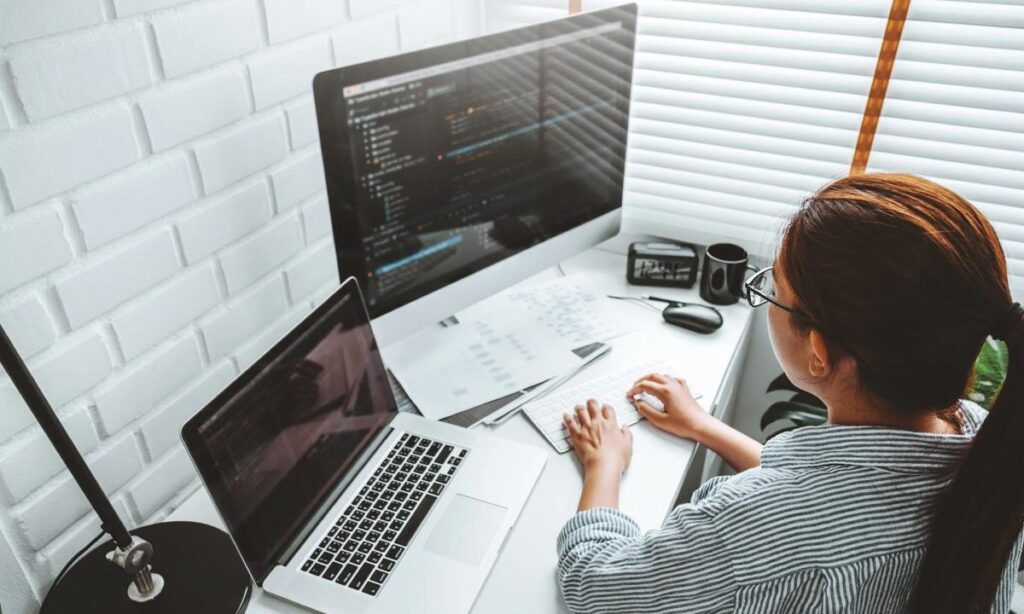 10 Biggest Challenges Faced by Mobile App Developers