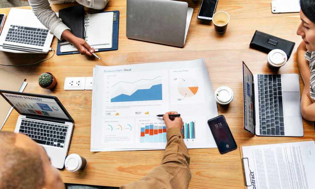 4 benefits of Conducting a Competitor Analysis