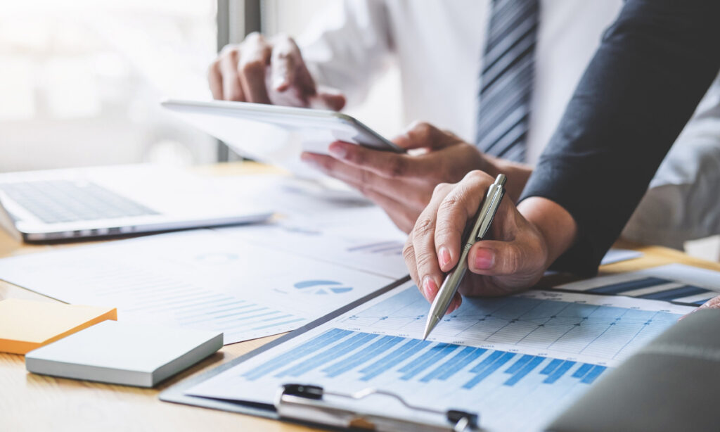 CSS Preprocessors – Write LESS and put some SASS into your styling