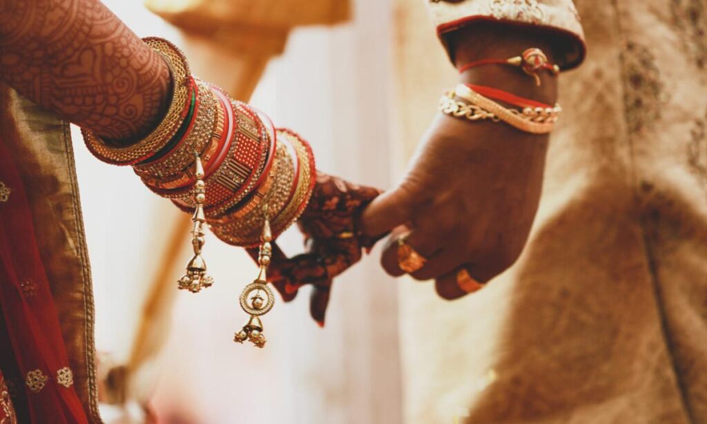 How to build a matrimonial app like shaadi.com?