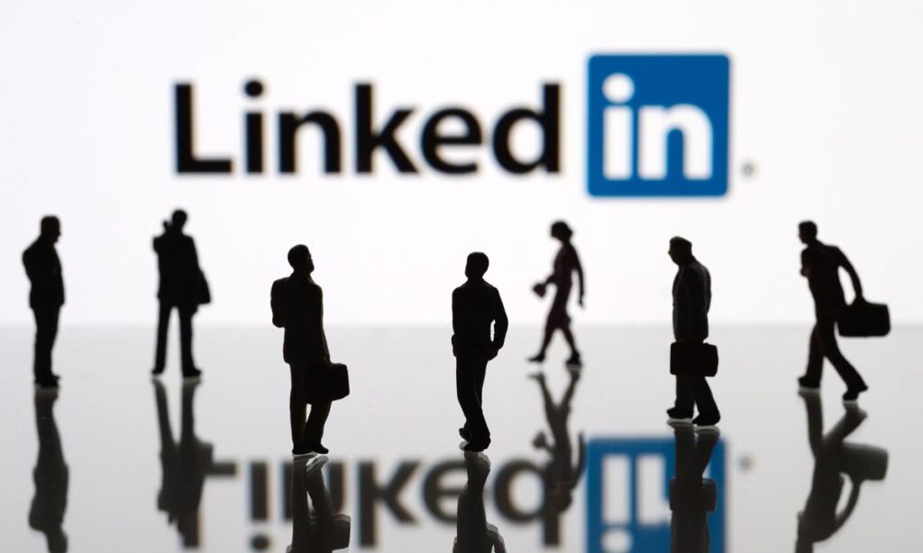 HOW TO PROMOTE YOUR CONTENT ON LINKEDIN