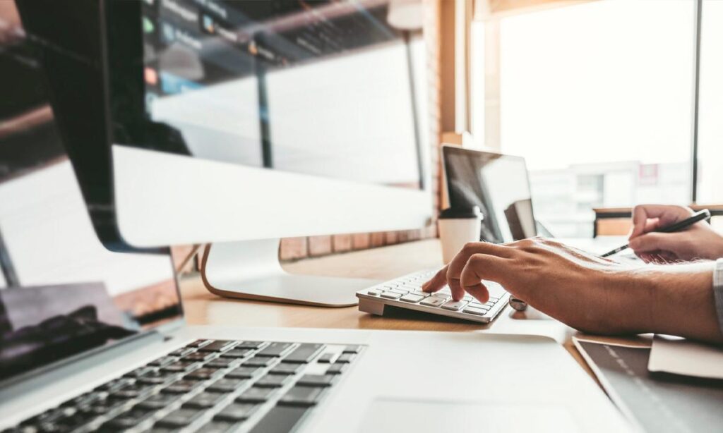 The How and Why of Apple Pay With Shopify