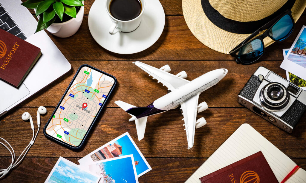 What is the development cost of an application such as MakeMytrip?