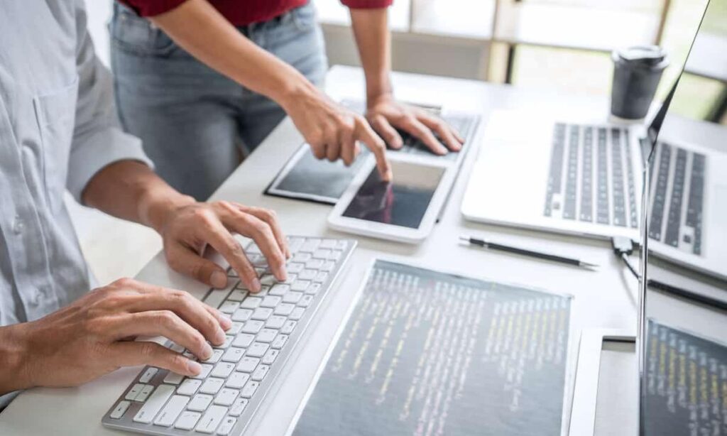 WHY SOULD I HIRE A WEB DESIGN AGENCY